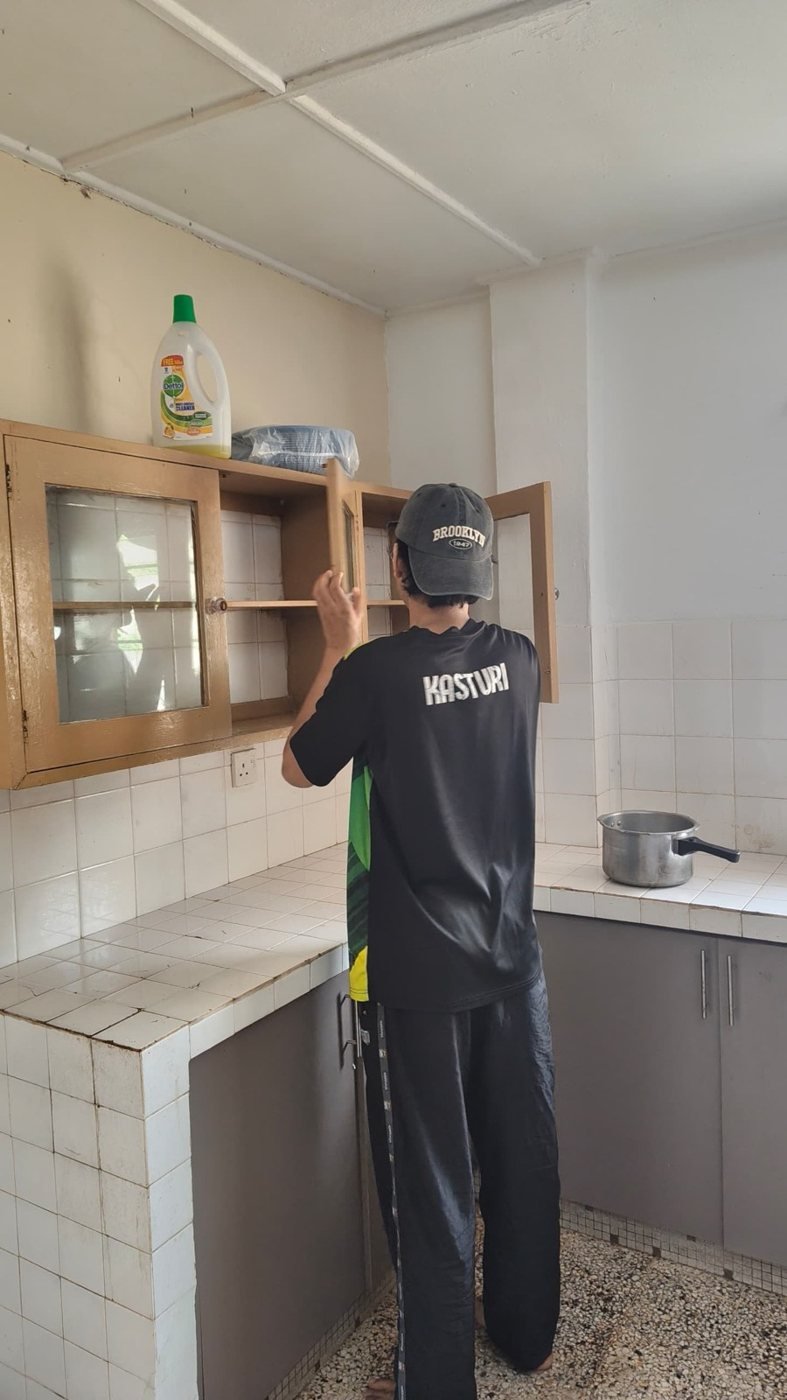 Cleaning the cabinets
