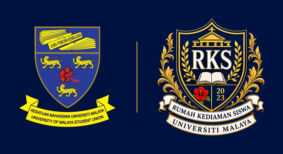 The KMUM crest beside the RKS crest